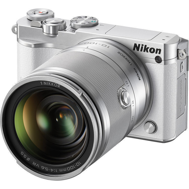 Hot Deal – Nikon 1 J5 w/ 10-100mm Lens Bundle for $799 at Amazon !